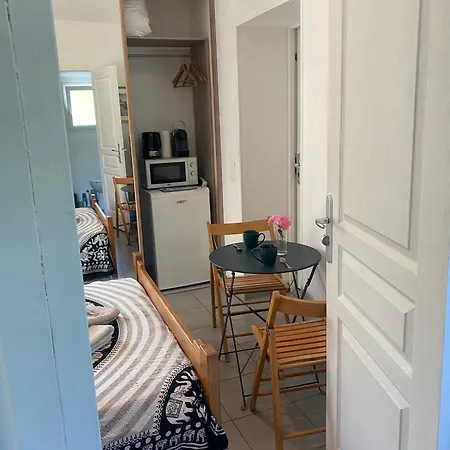 Independant Dans Maison Proche Chateau D' Oleron 3*